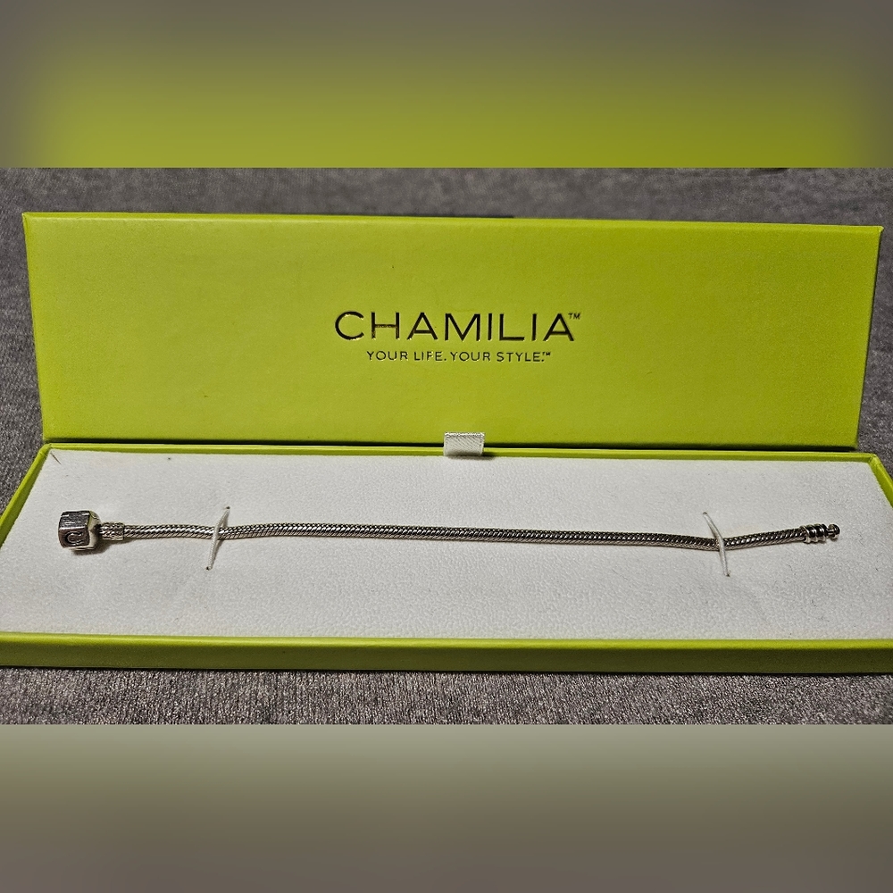 Chamilia Sterling Silver Charm Bracelet ✨️ Length 7"